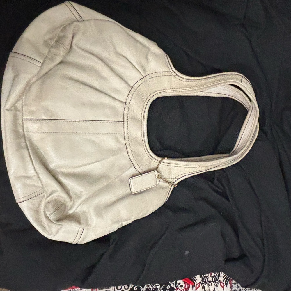 Cream Hobo Bag with Slouchy Shape and Wide Handle